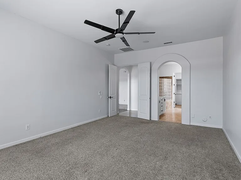 21439 E Maya Rd — Photo 35