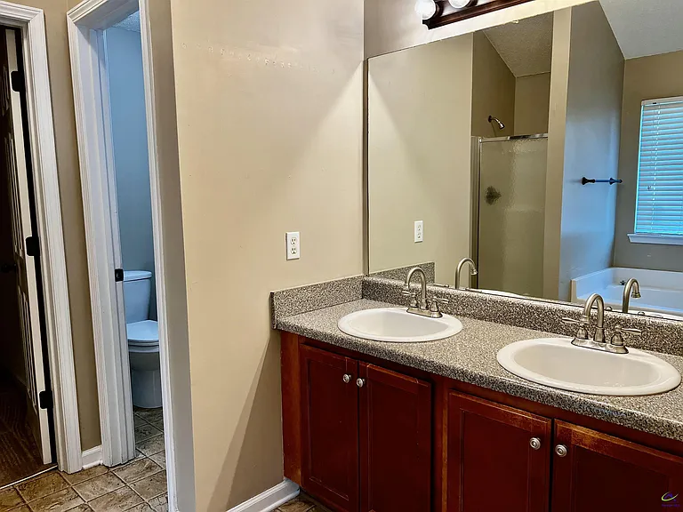 125 Faybrook Dr — Photo 29