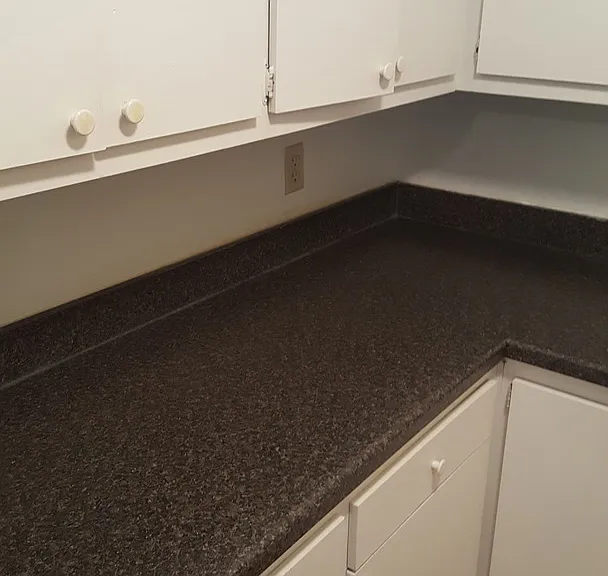 Evergreen Village Apartments — Photo 17