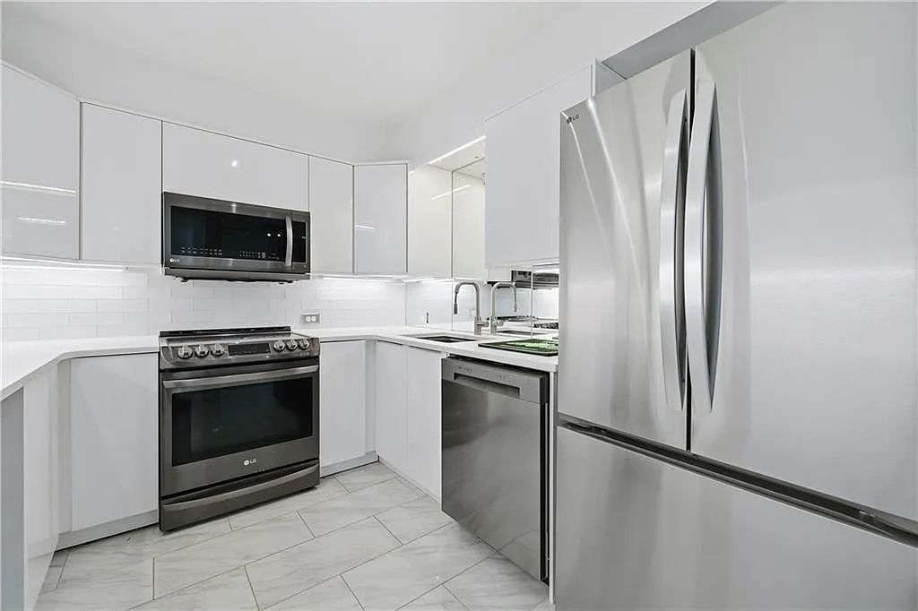 2 bed, 2.0 bath, 1228 sqft, $2,200 — Photo 4