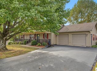 7415 Greensburg Rd, Greensburg, KY 42743