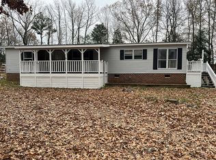 1316 Valley Ct, Zebulon, NC 27597