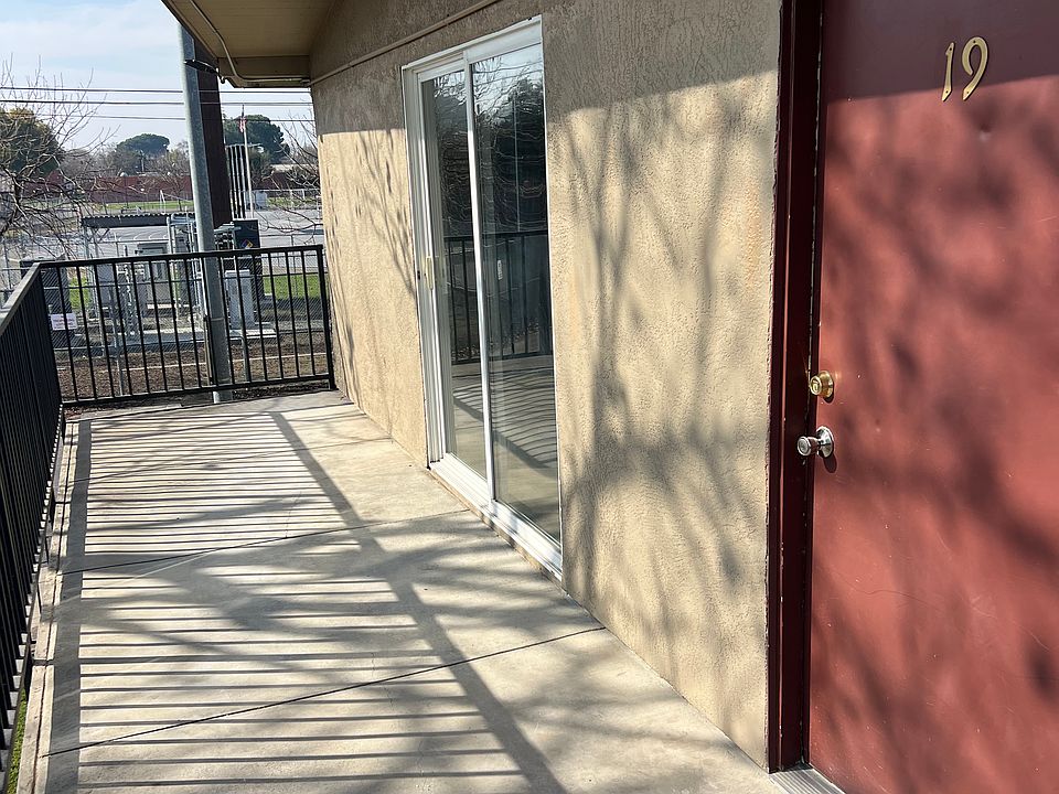 1st image of 1305 W El Monte St #19