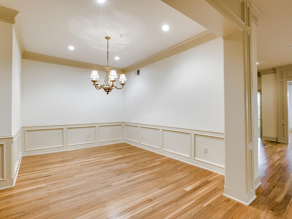 1st image of 3303 Blackburn St APT 306