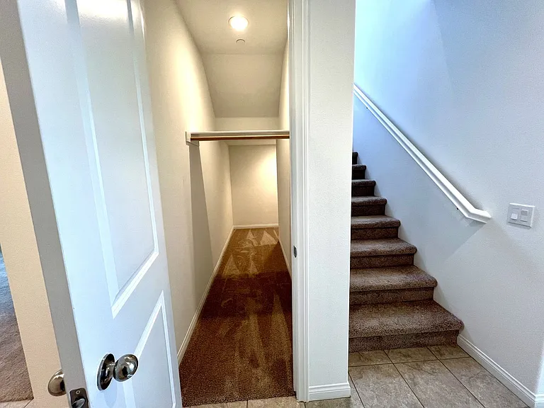 4208 E Flutter Prado — Photo 8