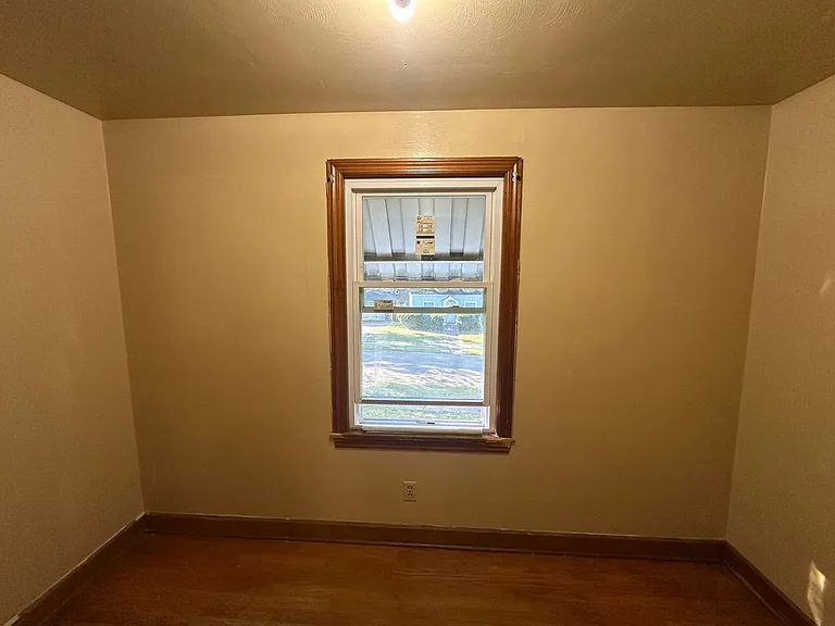 644 W Judson Ave — Photo 6