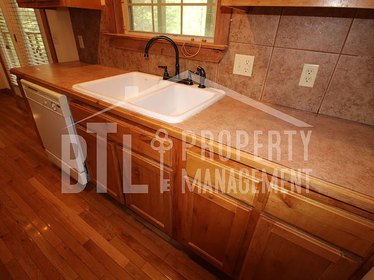 574 Baldknobber Dr #50 — Photo 11