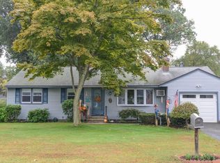 5 Denise Dr, Westfield, MA 01085