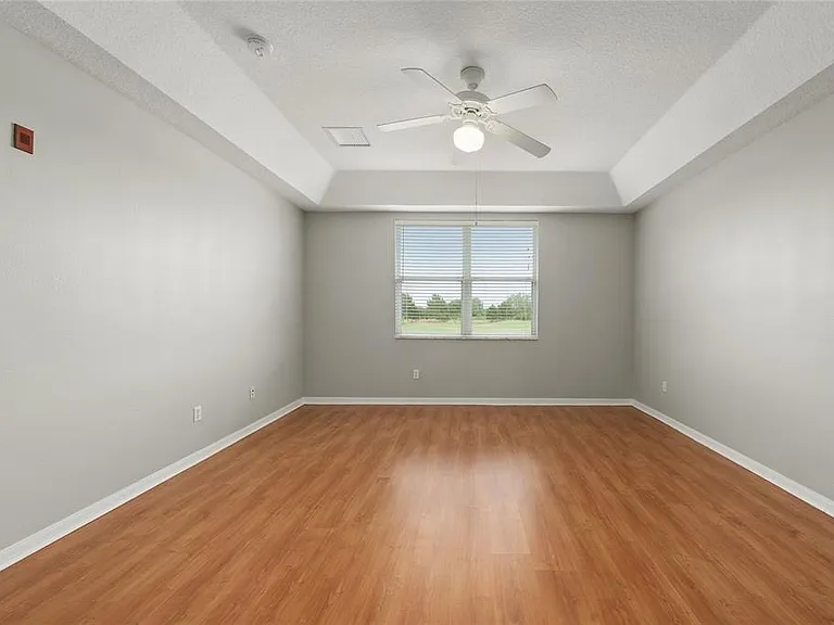 9417 Myrtle Creek Ln #611 — Photo 20