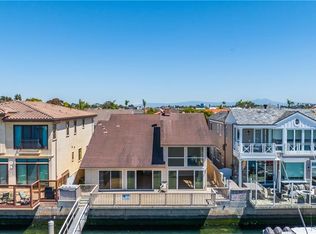 16661 Carousel Ln, Huntington Beach, CA 92649