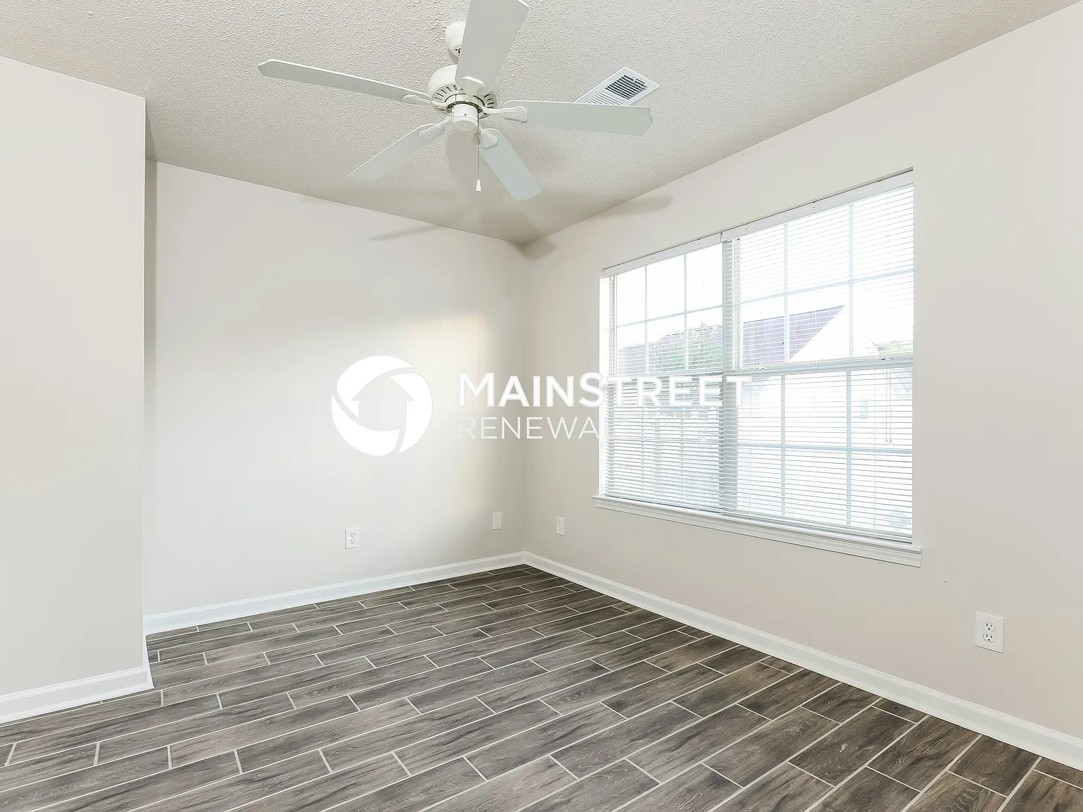 3708 Pointe Cir — Photo 3