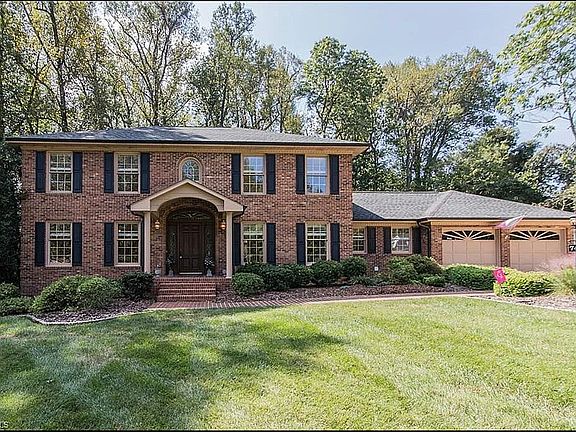 3rd image of 7431 Wagon Wheel Rd