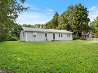 127 Fairfax Dr, Colonial Beach, VA 22443