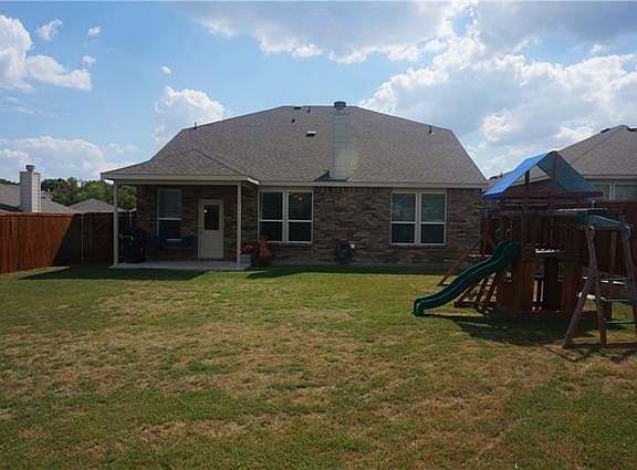 3rd image of 3021 Pinyon Pl