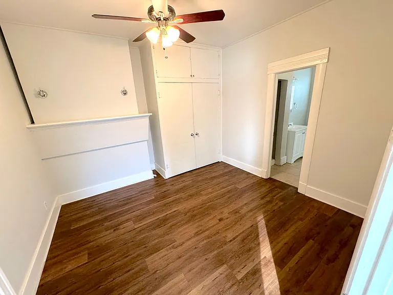 4175 University Ave #1 — Photo 8