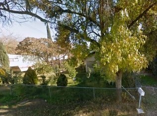 1040 N Irma St, Visalia, CA 93292