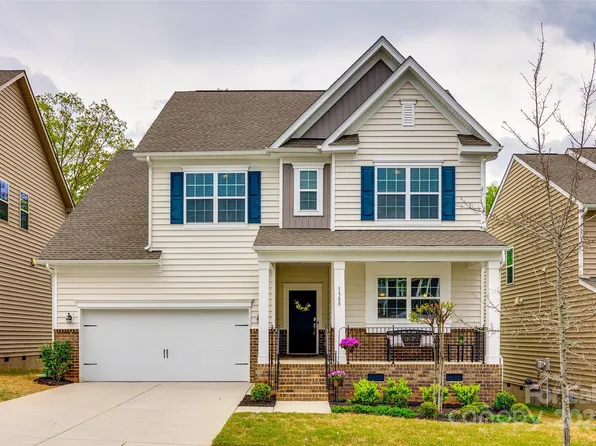1588 Trentwood Dr, Fort Mill, SC 29715