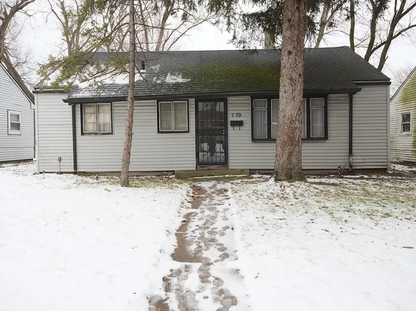 779 Matthews St, Gary, IN 46406