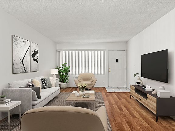3rd image of 12848 Bloomfield St APT 6
