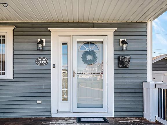 3rd image of 35 Reardon Avenue