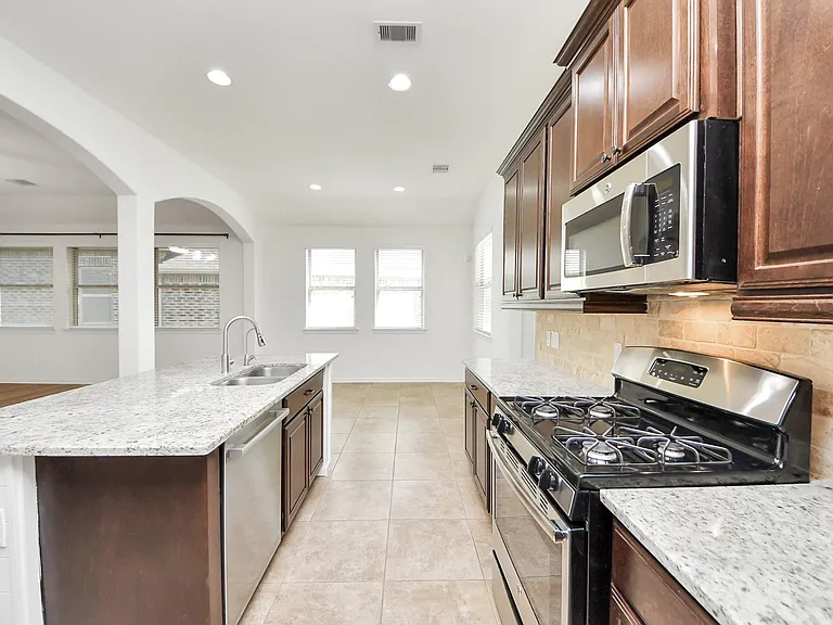 17010 Upper Ridge Ln — Photo 16