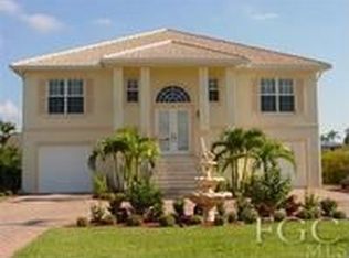 440 Connecticut St, Fort Myers Beach, FL 33931