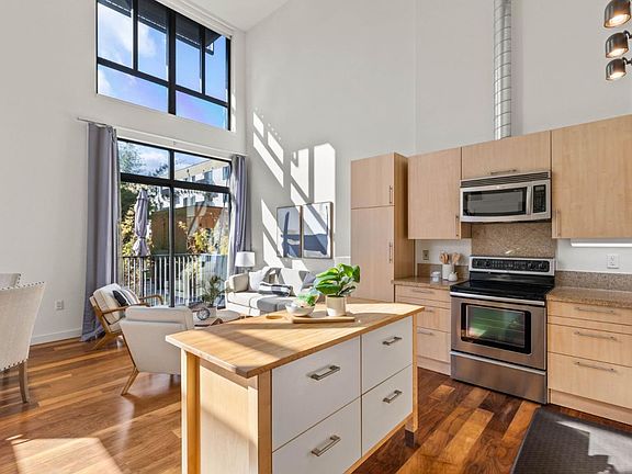 3rd image of 88 Bush St Unit 2160