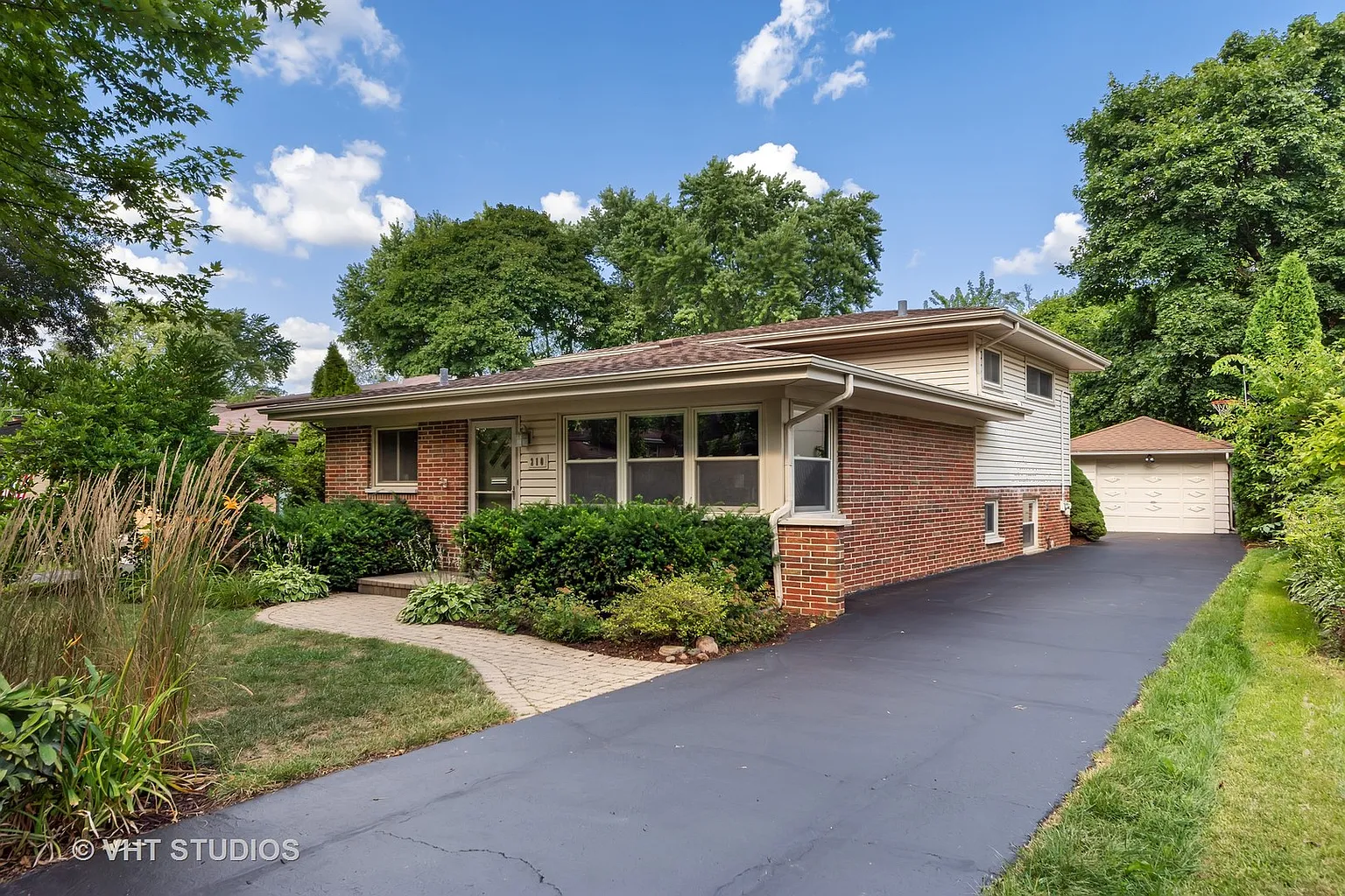 210 Kenloch Ave photo 1