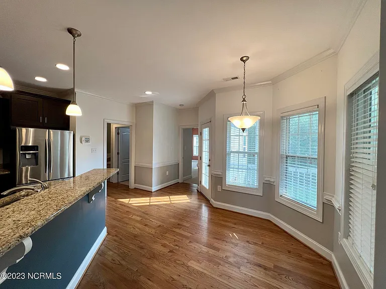 206 Sandy Springs Rd — Photo 10