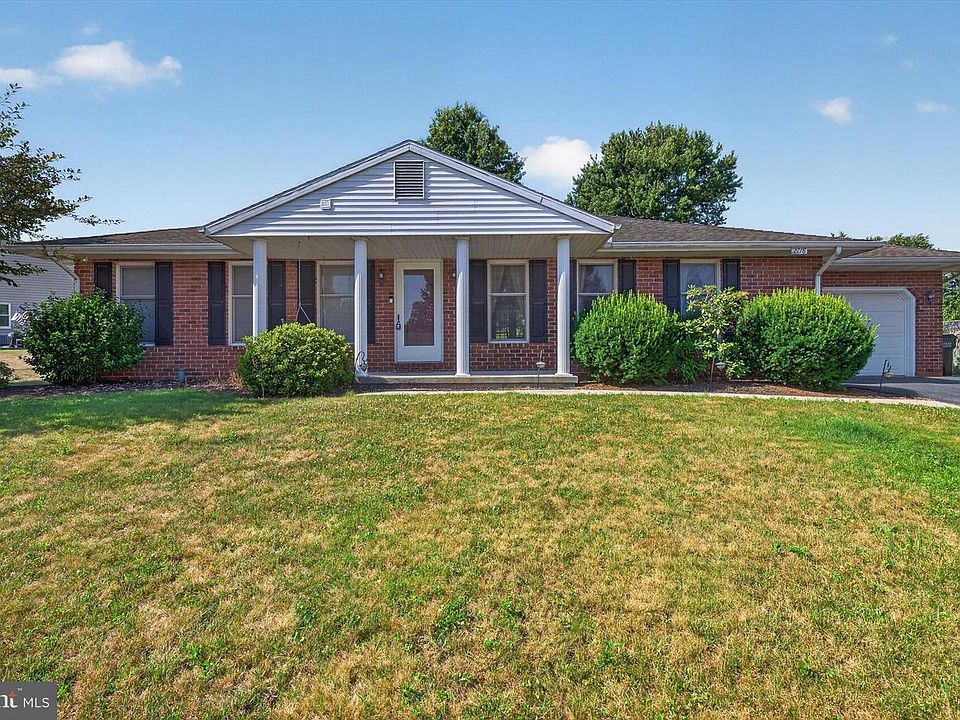 1st image of 2718 Ridings Way