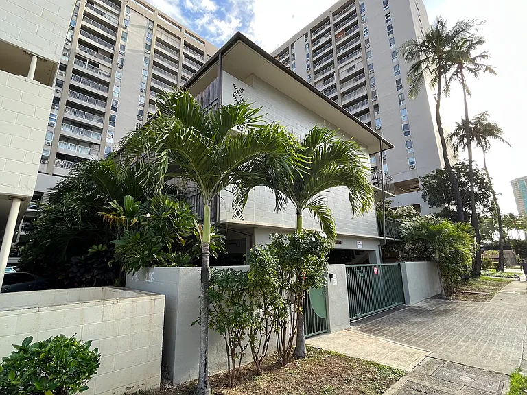427 Pau St #303 — Photo 10