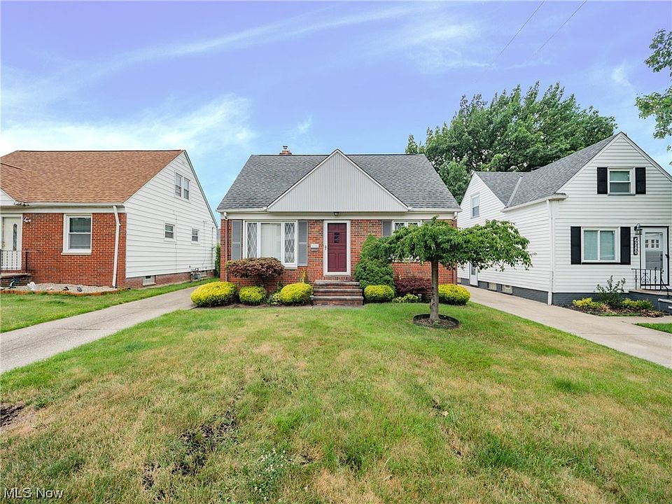 6284 W 54th St, Parma, OH 44129 | Zillow