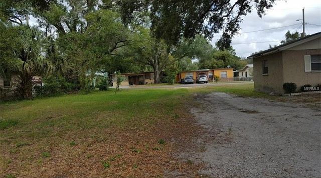 2nd image of 3208 E Curtis St