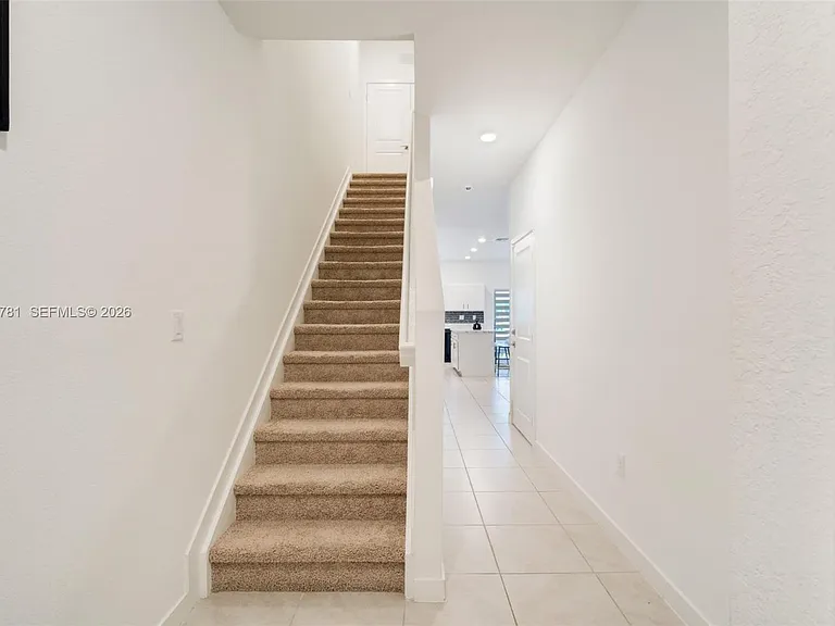 1181 SW 7th Ct #1181 — Photo 11