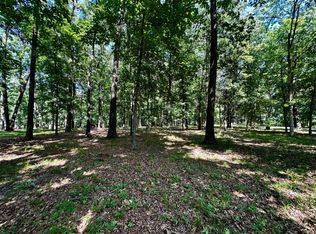 220 Beyers Lake Est, Pana, IL
