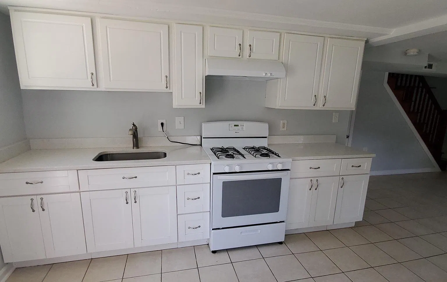 2 bed, 1.0 bath, 1705 sqft, $1,650 — Photo 4