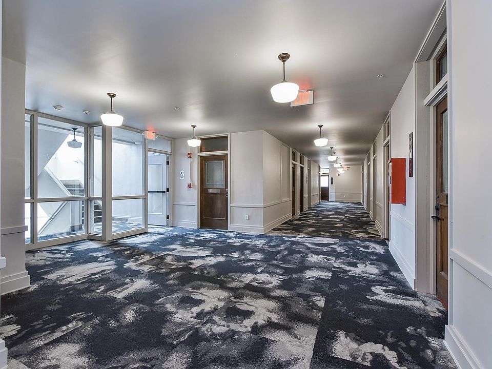 1st image of 30 S Stolp Ave #201
