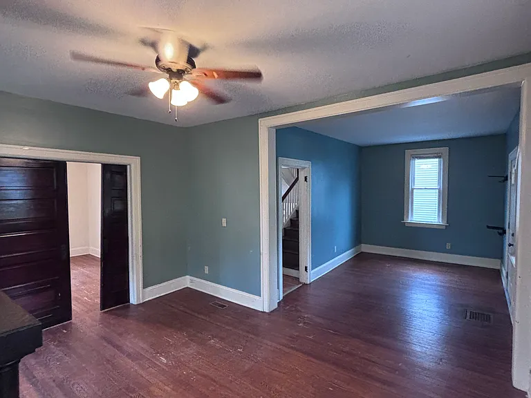 132 Clinton St — Photo 6
