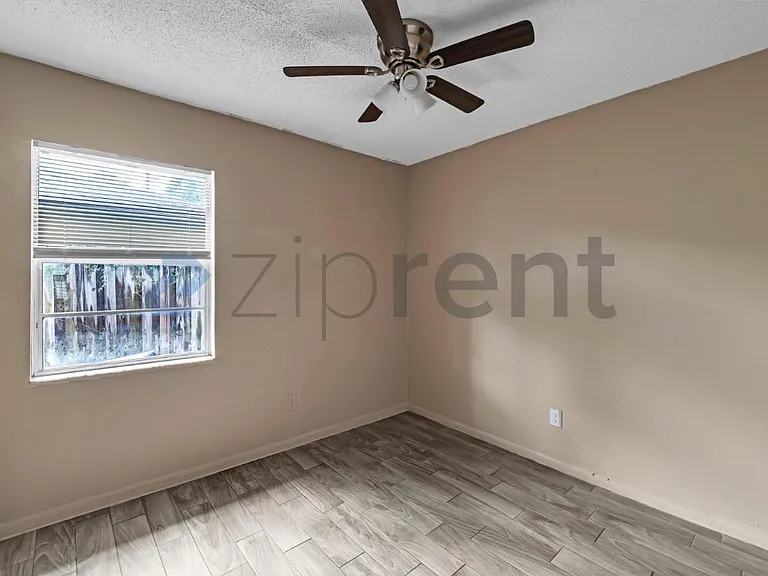8117 N Mulberry St #B — Photo 10