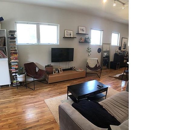 4th image of 1857 N Mozart St APT 1F