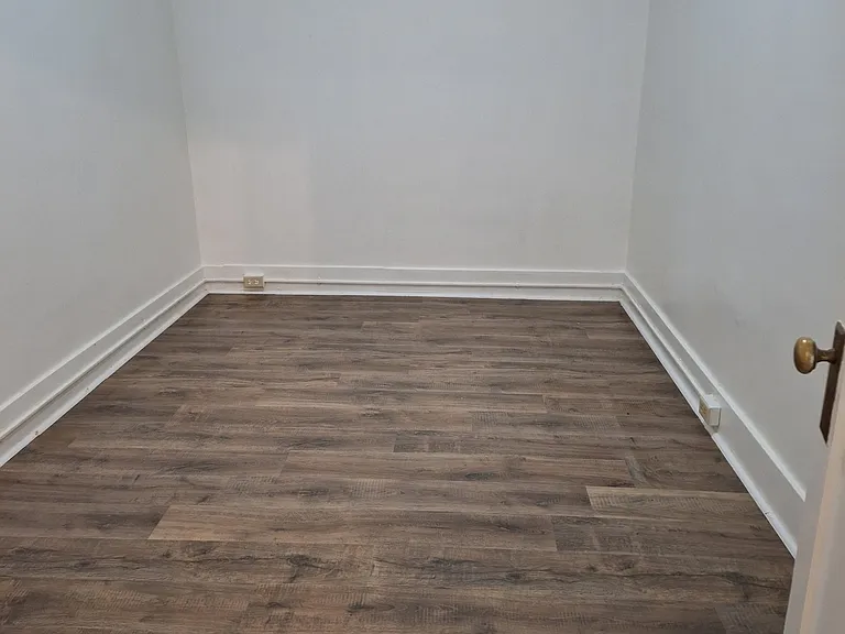 Apt 317 Bedroom