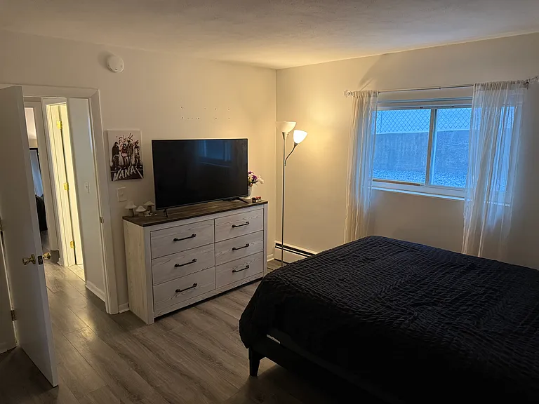 416 Belgrade Ave #6 — Photo 12