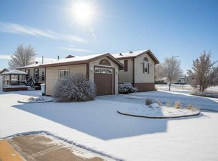 217 NW Mitchell Dr, Wood Buffalo, AB T9K 2N1
