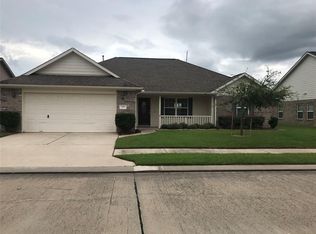 235 S Lantana Cir, Sealy, TX 77474