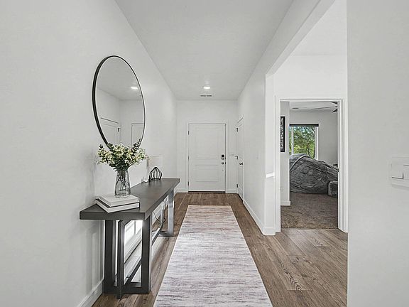 5th image of 3551 E Staircase Way