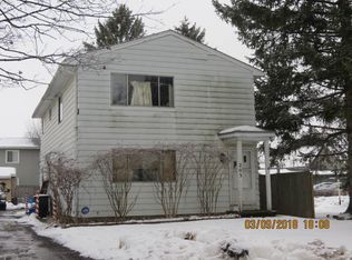 203 Oak St, East Rochester, NY 14445