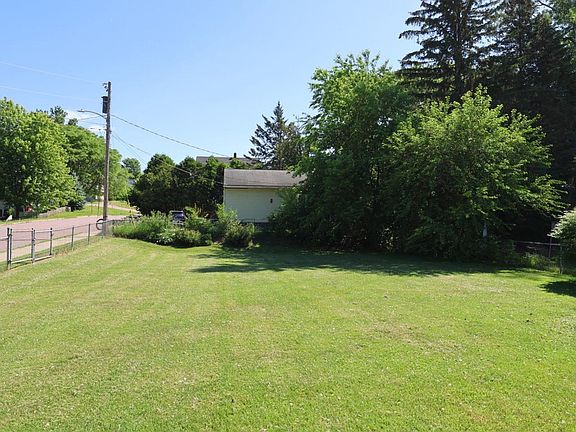 3rd image of Lot 2 Pine Street