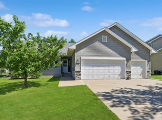 910 NE 45th St, Ankeny, IA 50021