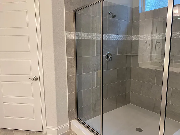265 Golden Gate Dr — Photo 9
