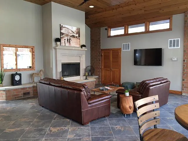Parkridge Apartments — Photo 4